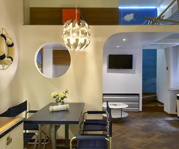 Design Studio Apartment