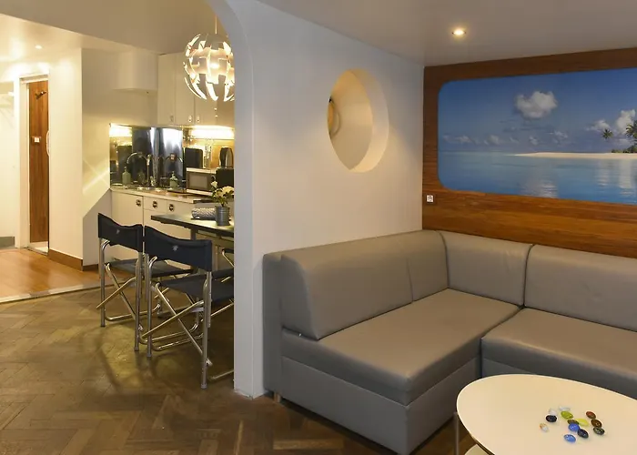 Design Studio Apartment